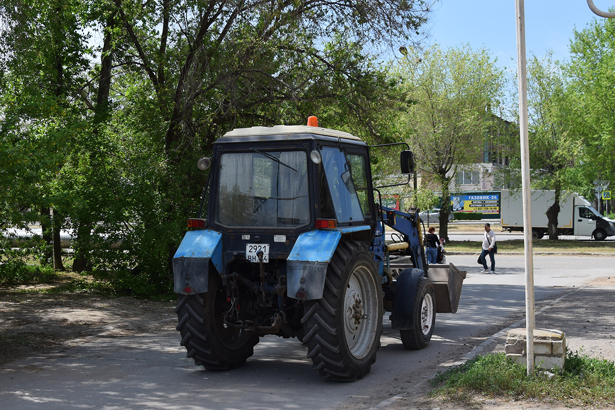 Волгоградская область, № 2921 ВН 34 — Беларус-82.1
