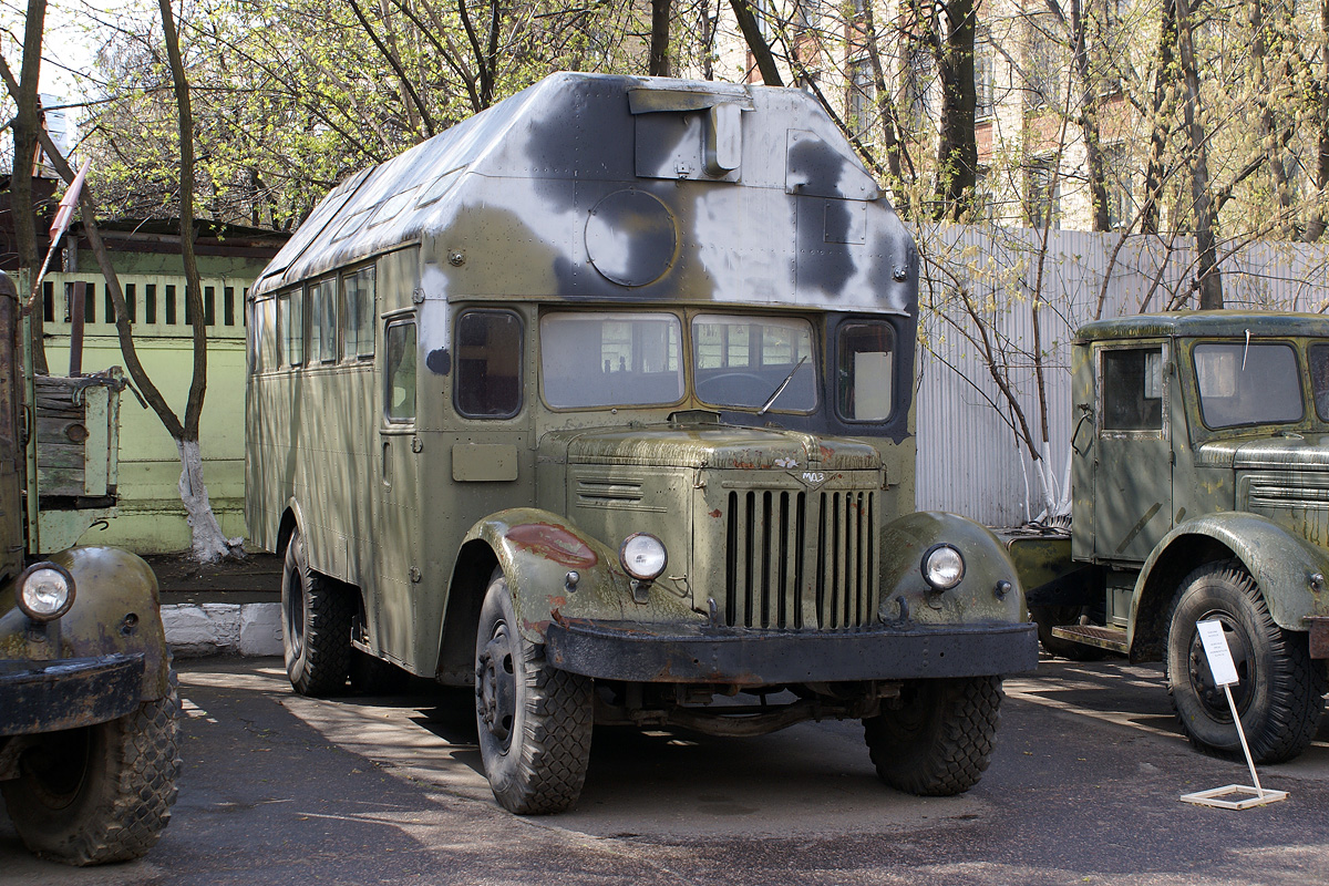 Москва, № (77) Б/Н 0198 — МАЗ-200; Москва — Музеи; Москва — Автомобили без номеров