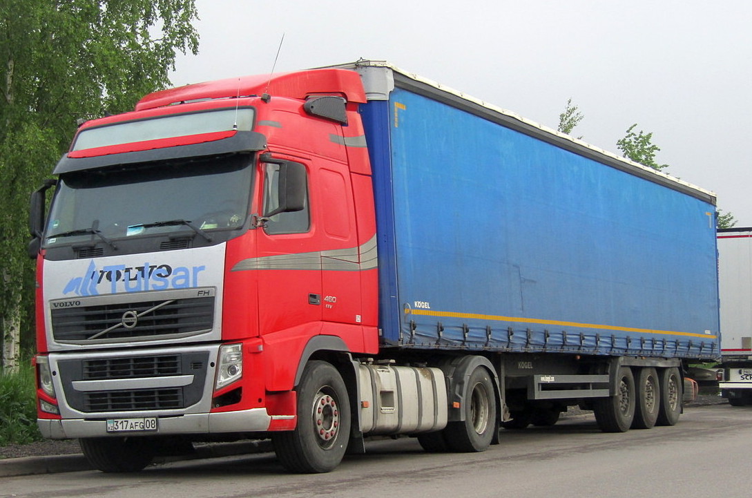 Жамбылская область, № 317 AFG 08 — Volvo ('2008) FH.460