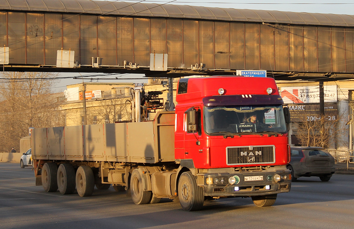 Челябинская область, № Х 134 ВУ 74 — MAN F2000 19.403