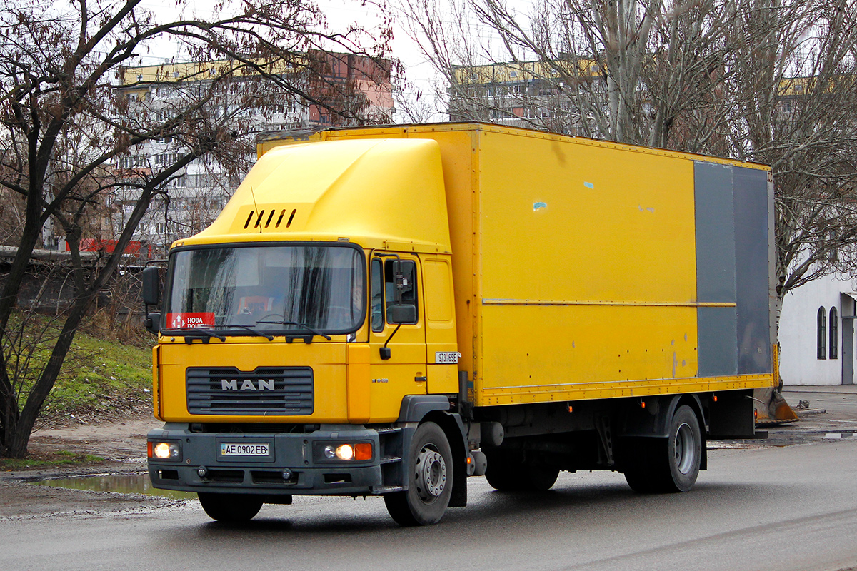 Днепропетровская область, № АЕ 0902 ЕВ — MAN M2000 (общая модель)
