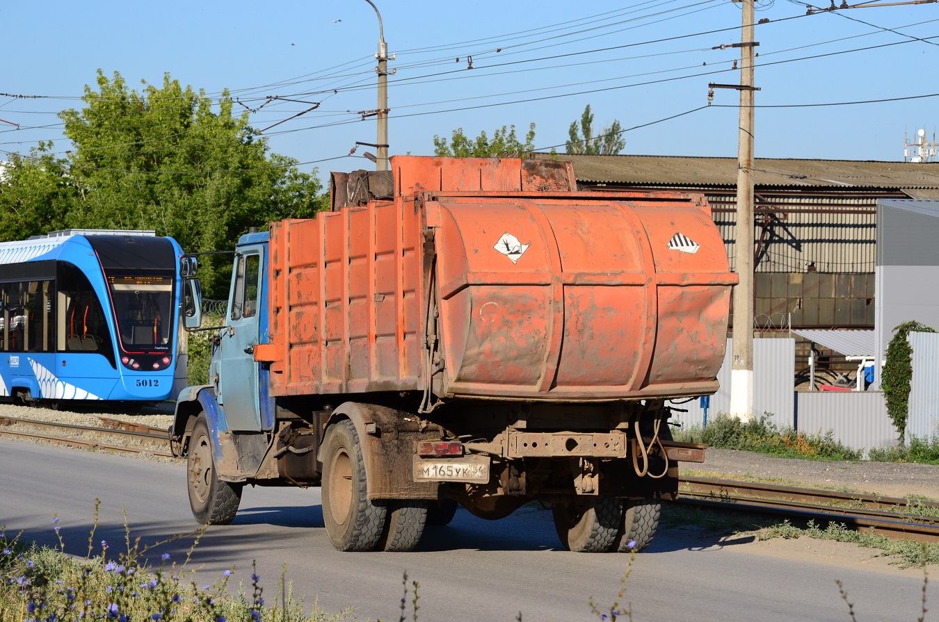 Волгоградская область, № М 165 УК 34 — ЗИЛ-432932