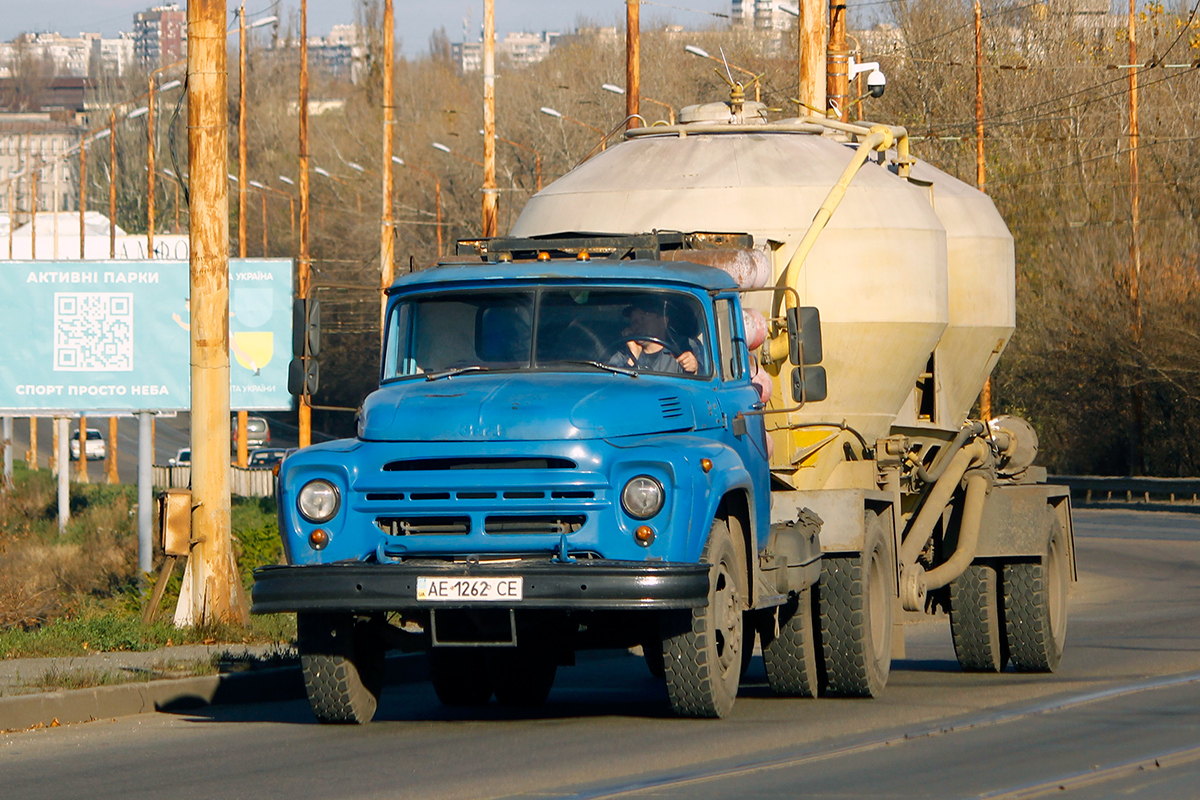 Днепропетровская область, № АЕ 1262 СЕ — ЗИЛ-441510