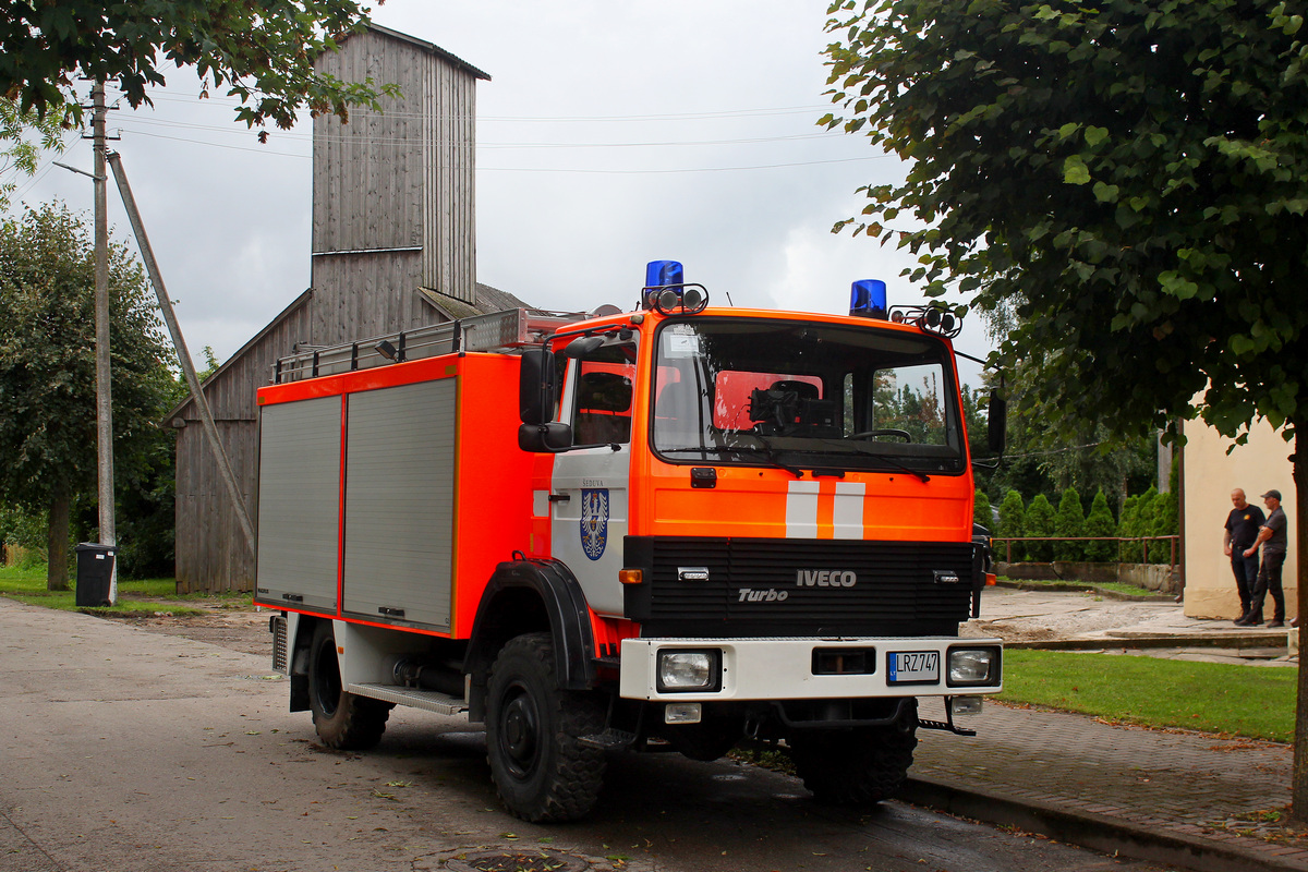 Литва, № LRZ 747 — IVECO (общая модель)