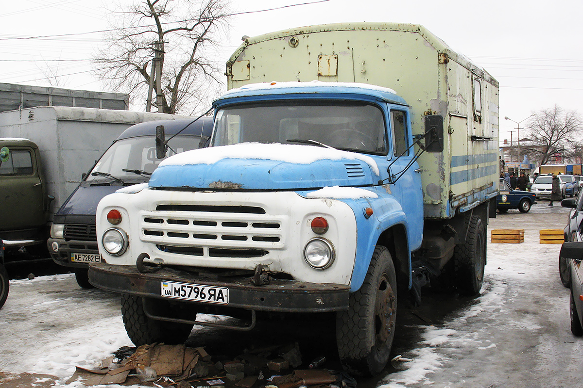 Днепропетровская область, № М 5796 ЯА — ЗИЛ-130