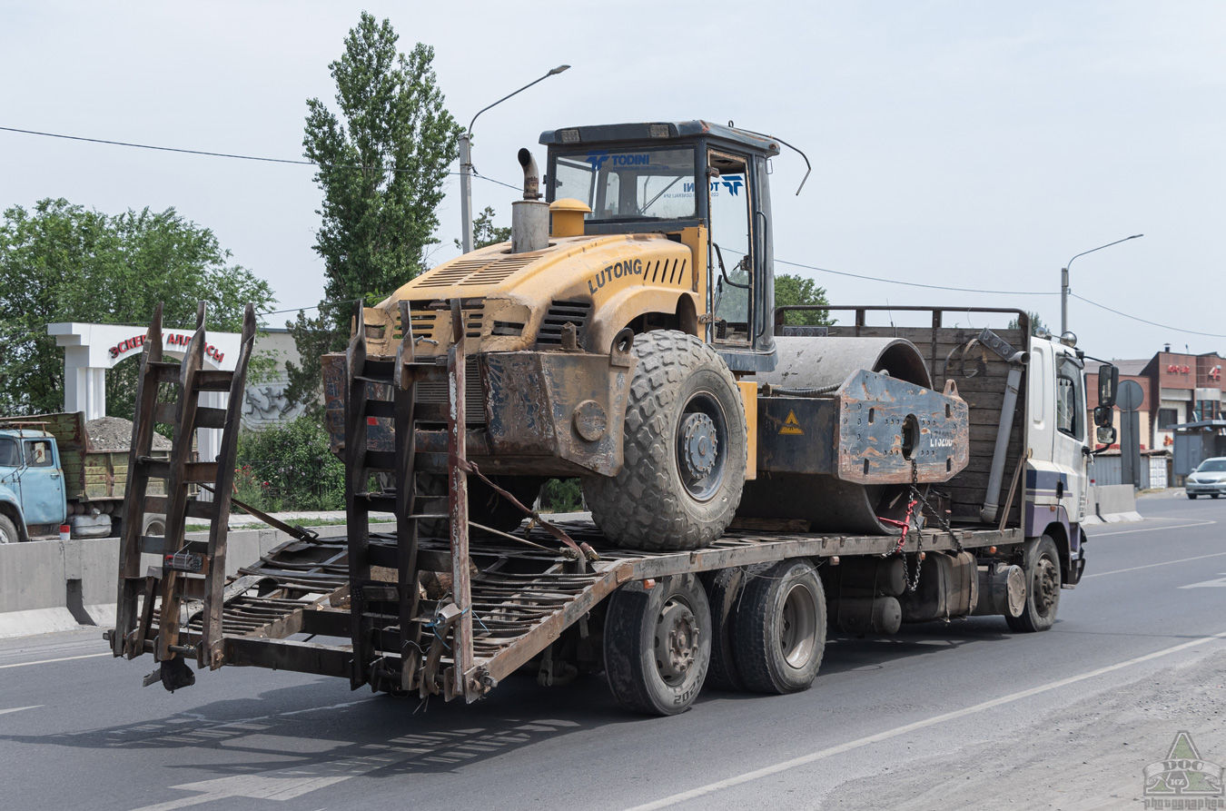 Киргизия, № 05 093 ADS — DAF 85 (CF) FAR; Киргизия — Разные фотографии (Спецтехника)