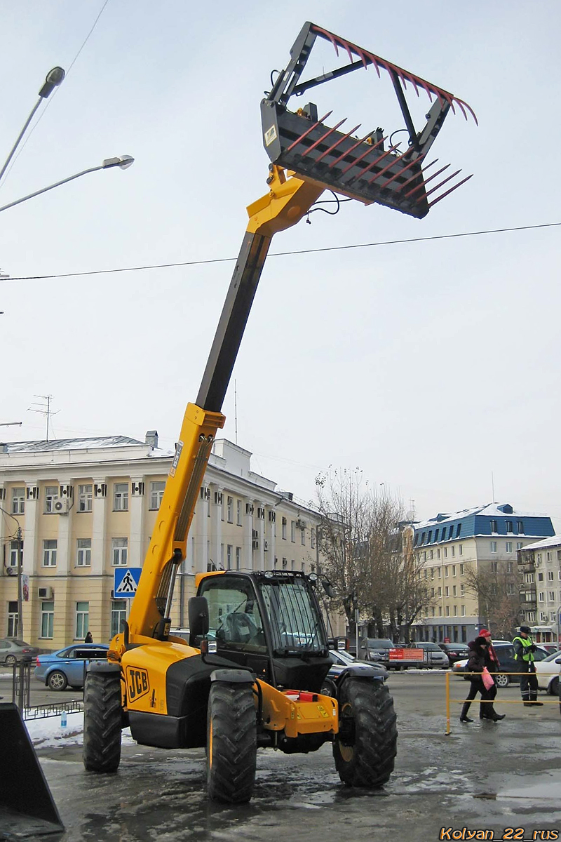 Алтайский край — Новая спецтехника; Алтайский край — Выставка "Алтайская Нива 2009"