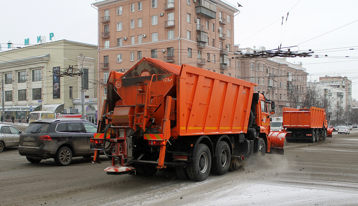 Челябинская область, № В 900 УН 174 — КамАЗ-6520-53