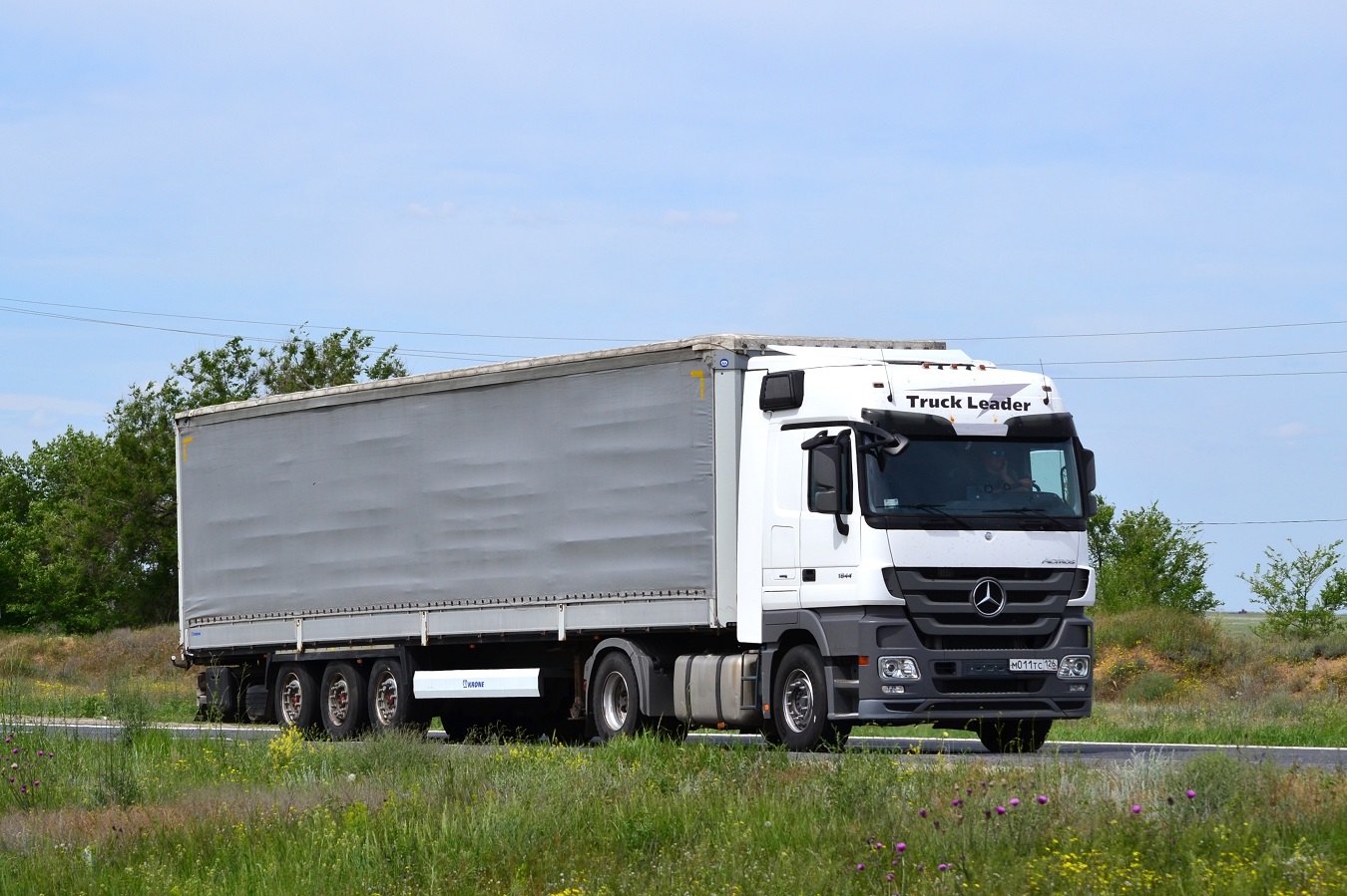 Ставропольский край, № М 011 ТС 126 — Mercedes-Benz Actros '09 1844 [Z9M]
