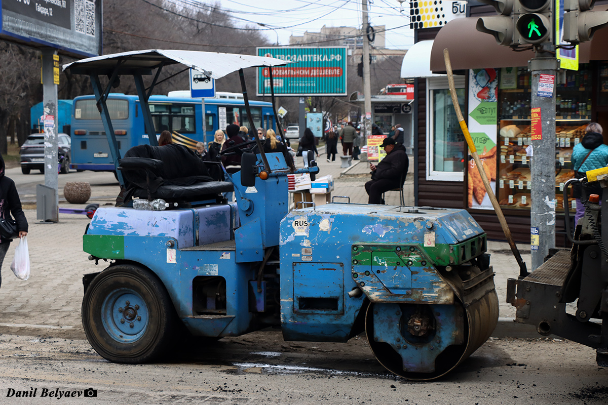 Хабаровский край, № 7384 ХА 27 — Komatsu (общая модель)