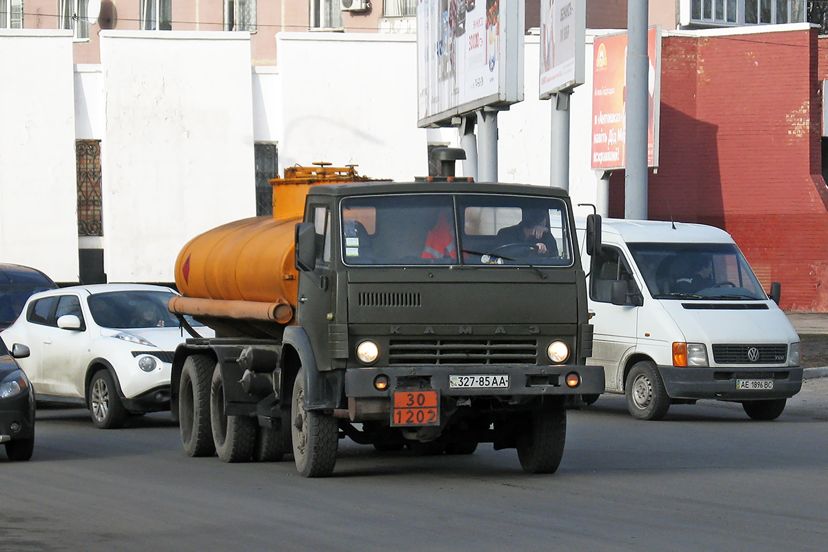 Днепропетровская область, № 327-85 АА — КамАЗ-5320