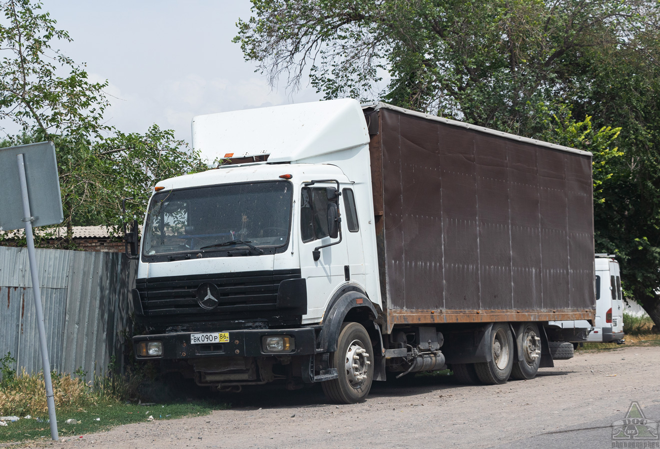 Ханты-Мансийский автоном.округ, № ВК 090 Р 86 — Mercedes-Benz SK (общ. мод.)