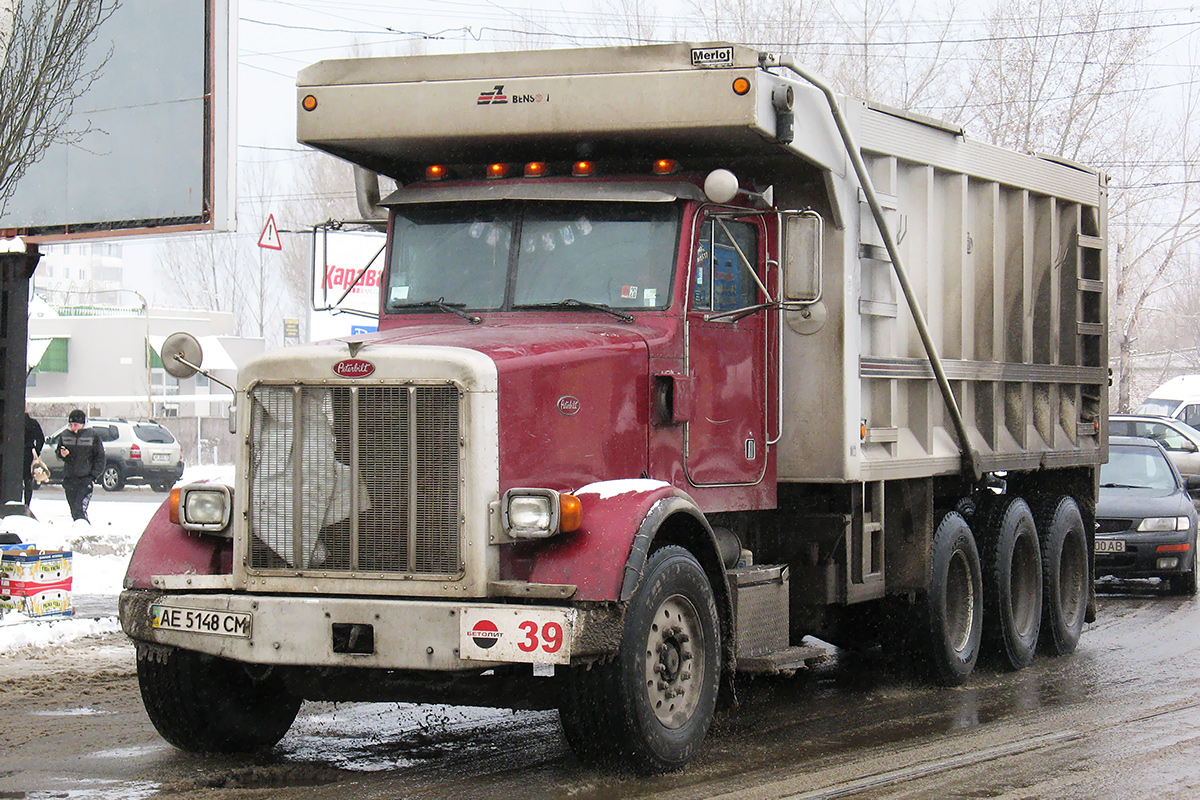 Днепропетровская область, № 39 — Peterbilt 357