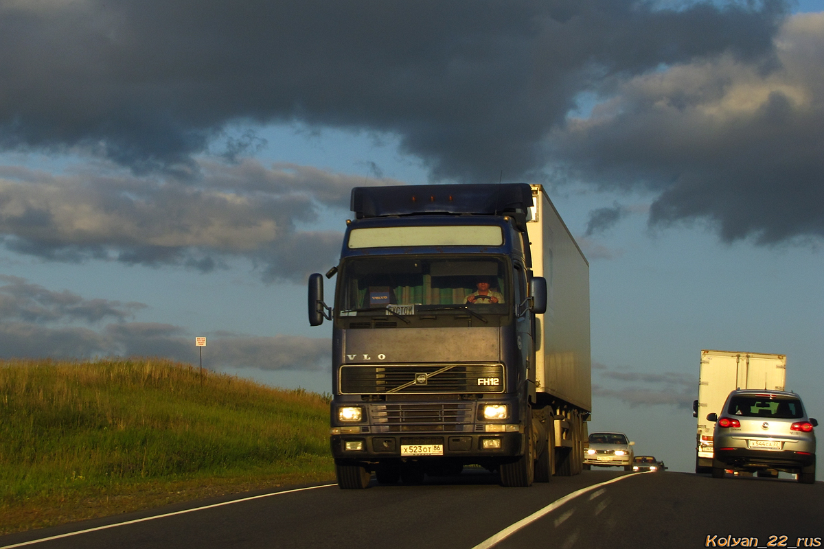 Ханты-Мансийский автоном.округ, № Х 523 ОТ 86 — Volvo ('1993) FH12.420