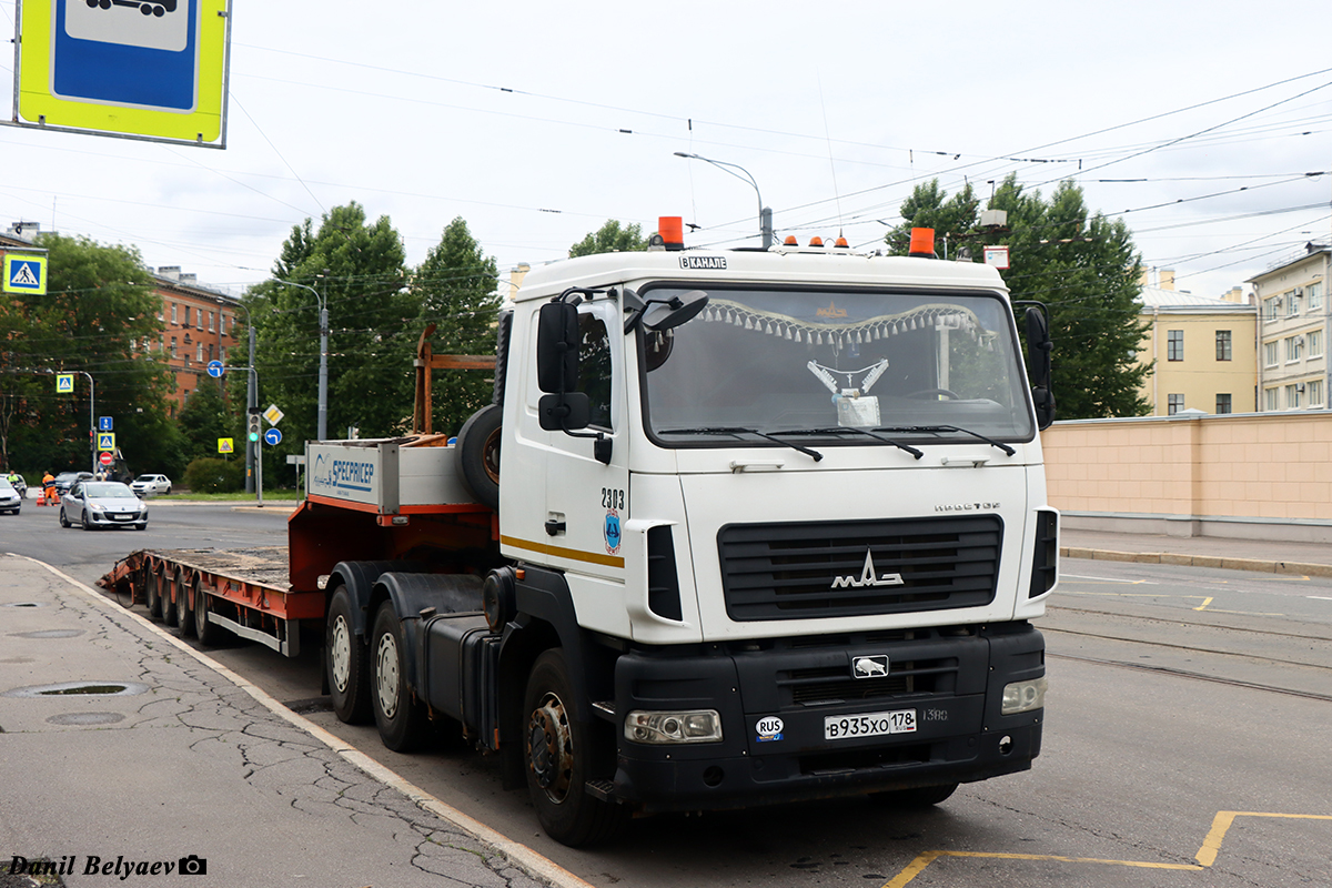 Санкт-Петербург, № В 935 ХО 178 — МАЗ-6430B9