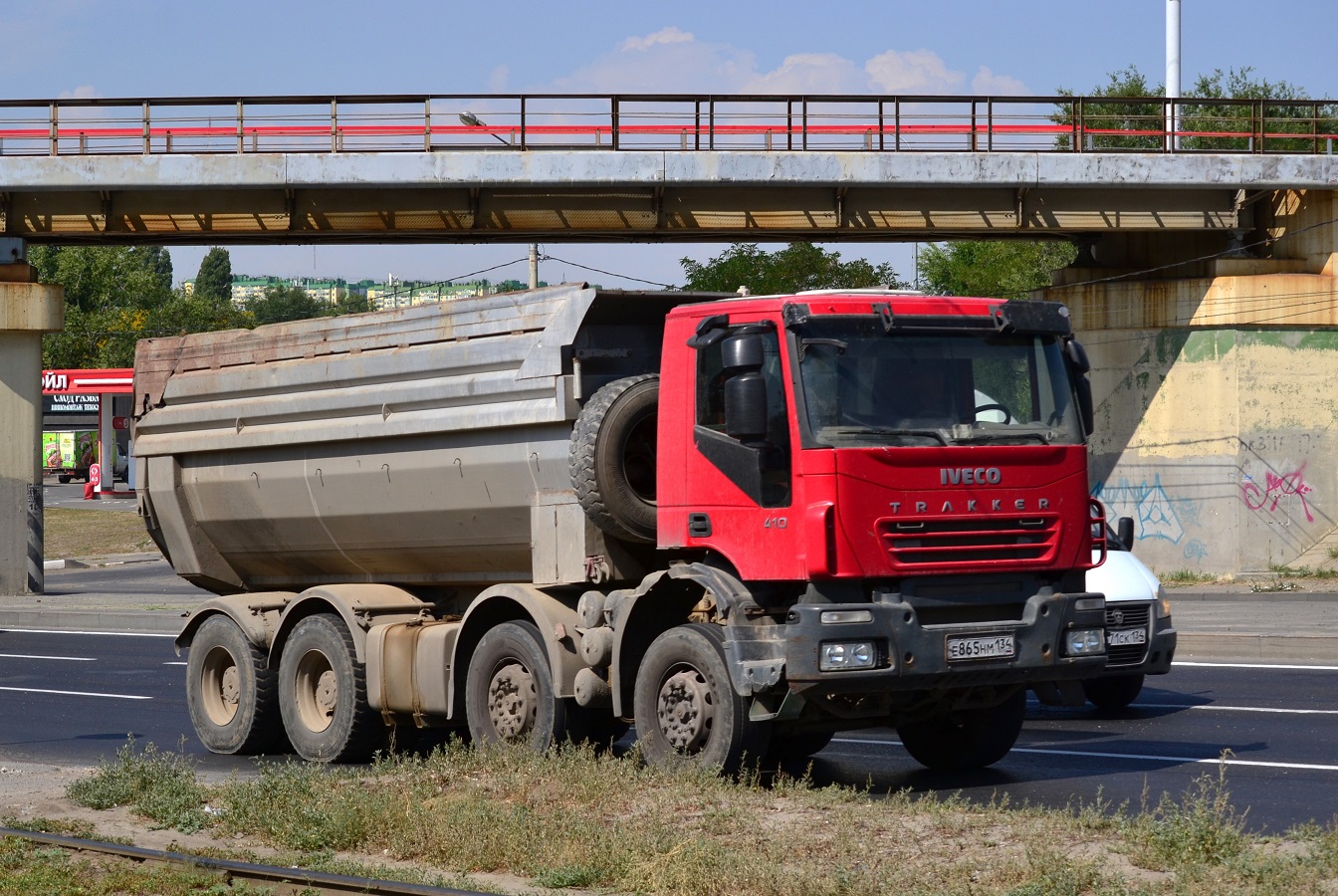 Волгоградская область, № Е 865 НМ 134 — IVECO Trakker ('2004)