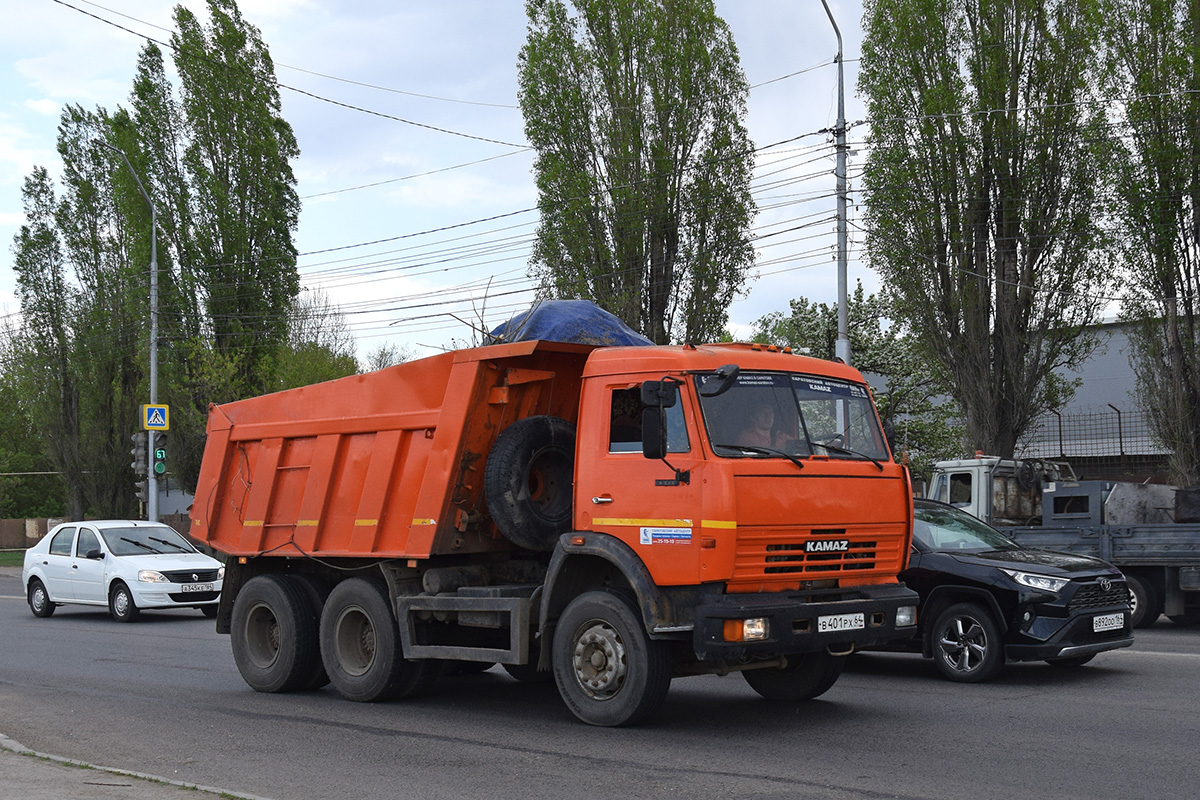 Саратовская область, № В 401 РХ 64 — КамАЗ-65115 [651150]