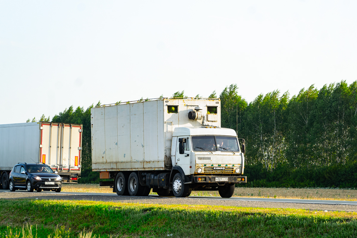 Дагестан, № М 327 ОО 05 — КамАЗ-53229 (общая модель)