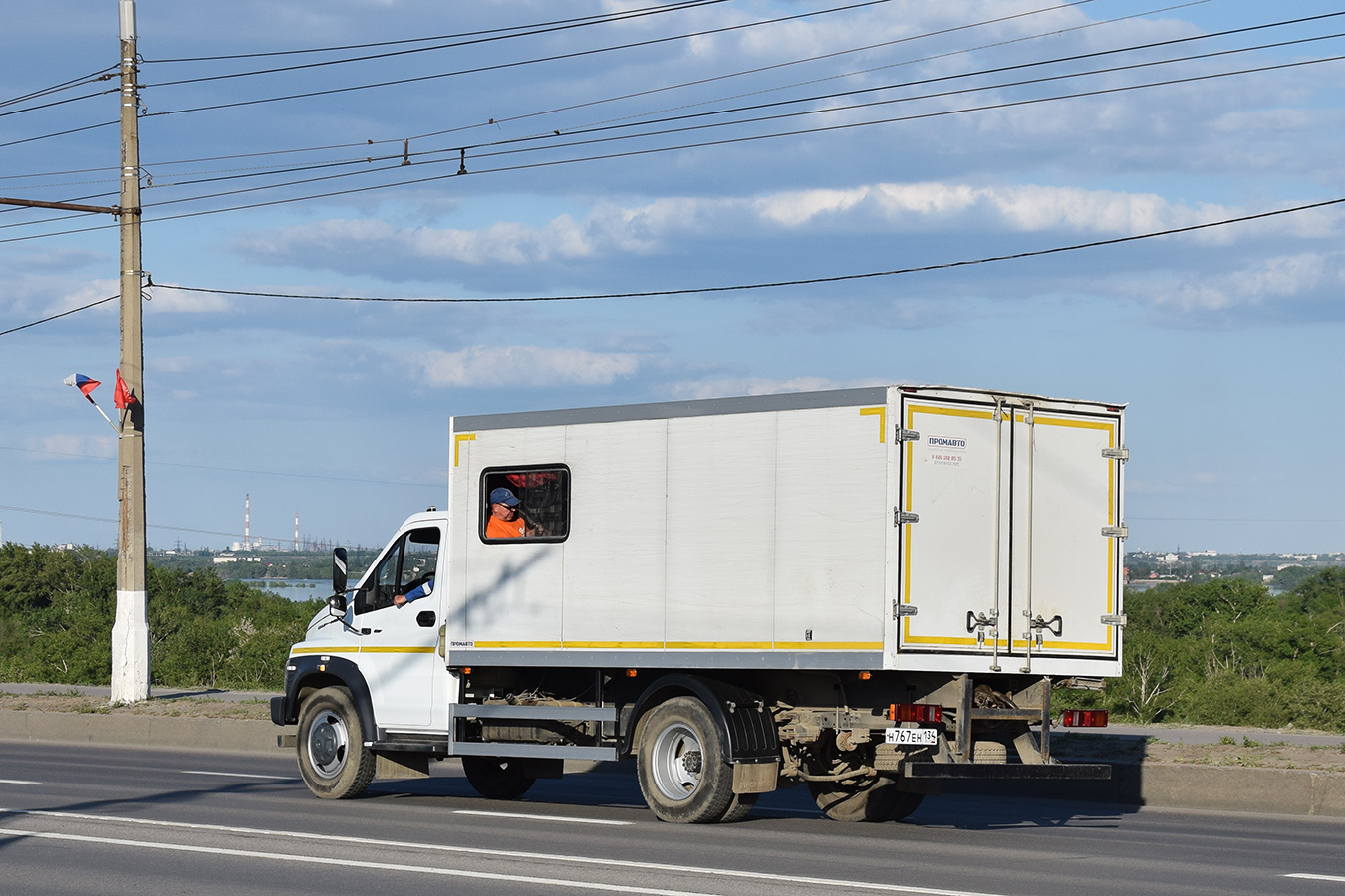 Волгоградская область, № Н 767 ЕН 134 — ГАЗ-C41R33