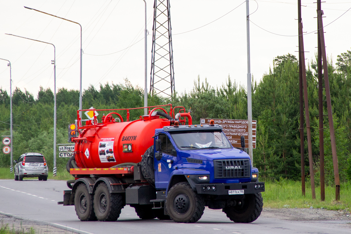 Ханты-Мансийский автоном.округ, № М 811 ЕА 186 — Урал NEXT (общая модель)