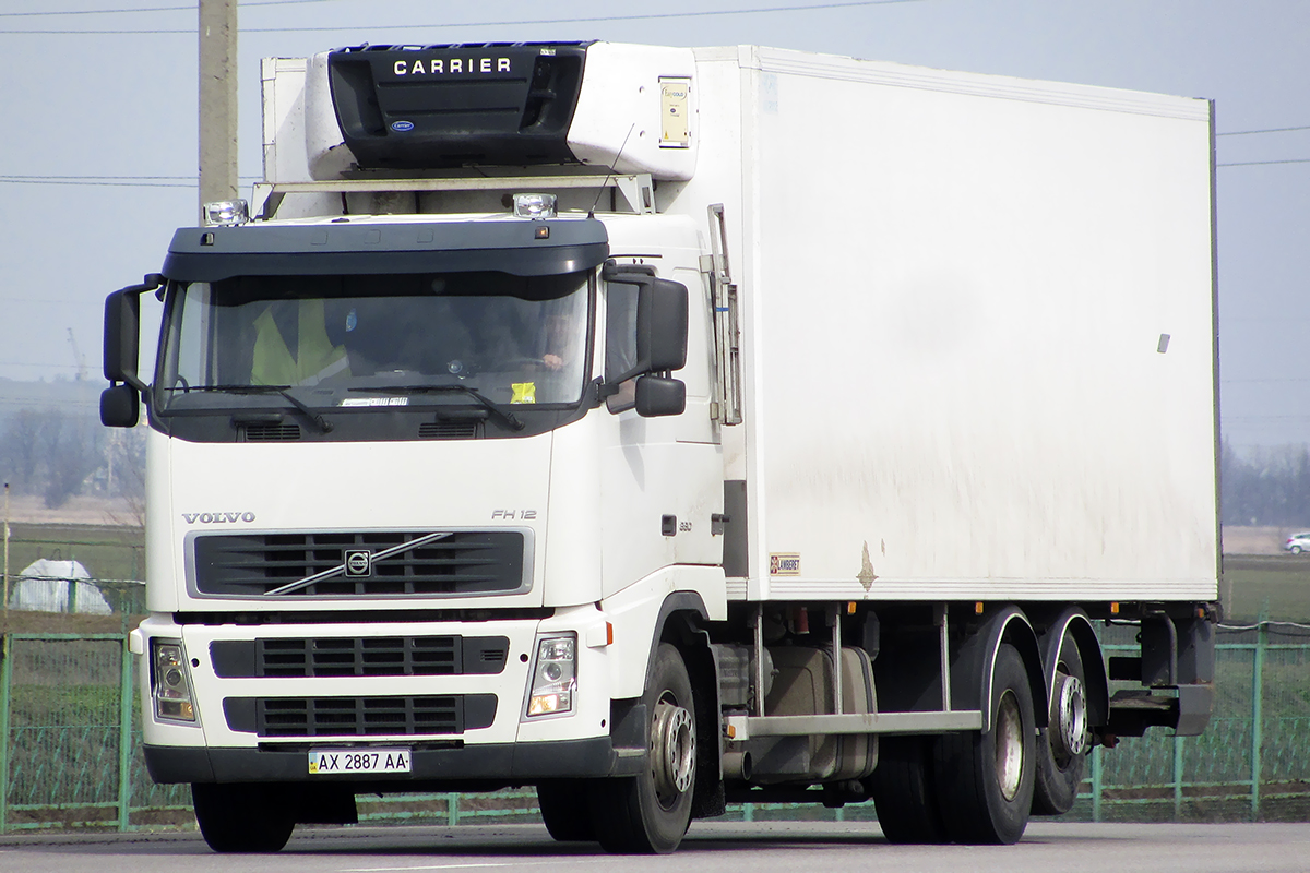 Харьковская область, № АХ 2887 АА — Volvo ('2002) FH12.380