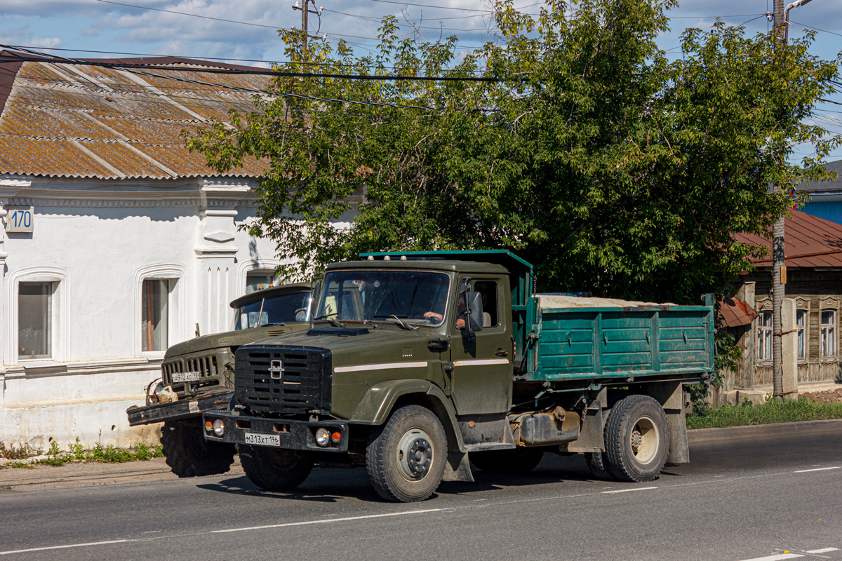 Свердловская область, № М 313 ХТ 196 — ЗИЛ-494560