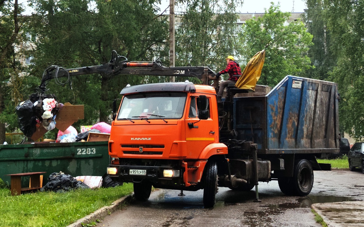 Тверская область, № К 951 СР 69 — КамАЗ-43253 (общая модель)