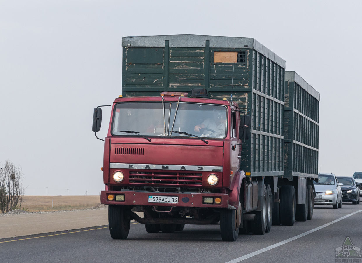 Туркестанская область, № 579 AOU 13 — КамАЗ-53212