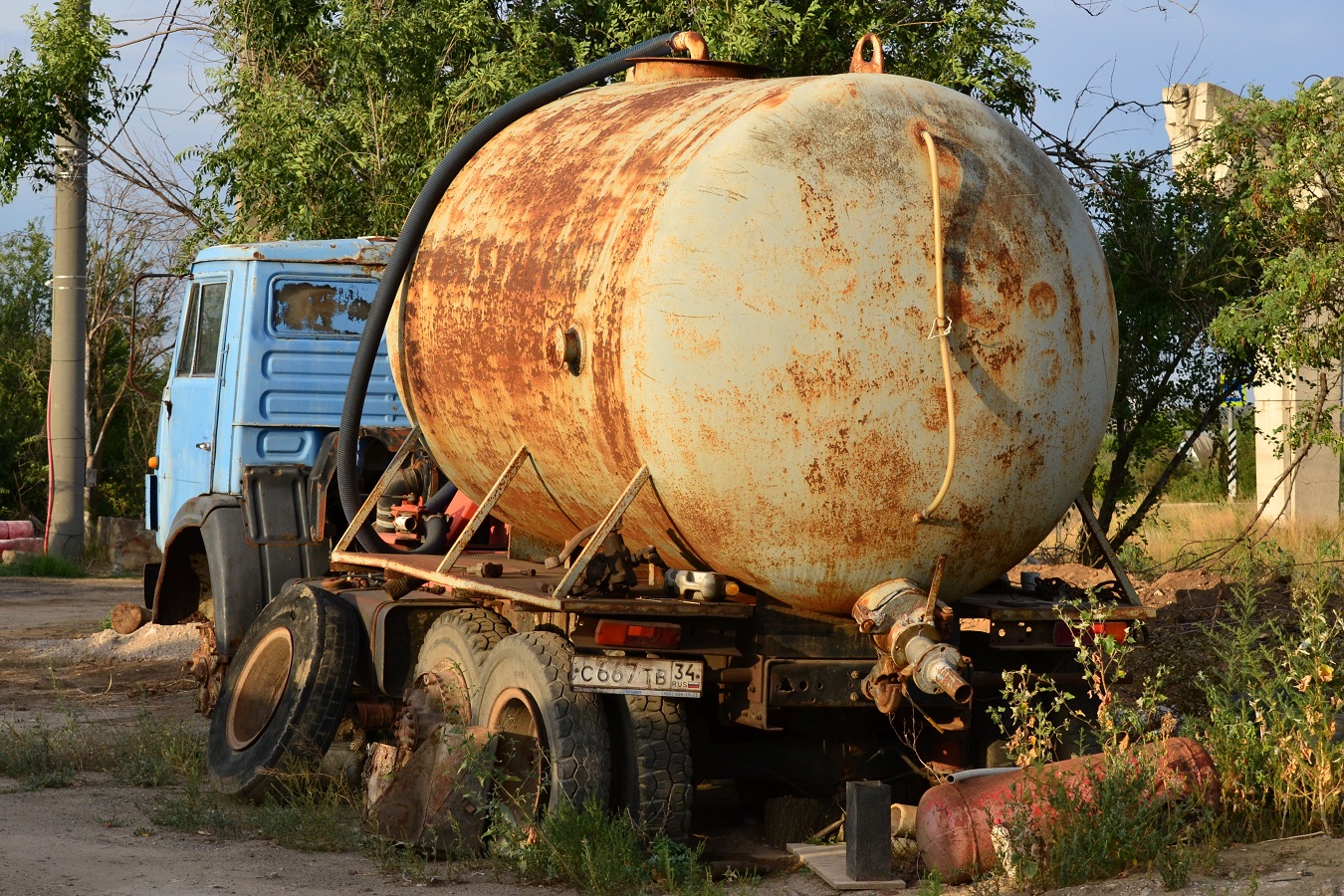 Волгоградская область, № С 667 ТВ 34 — КамАЗ-5511