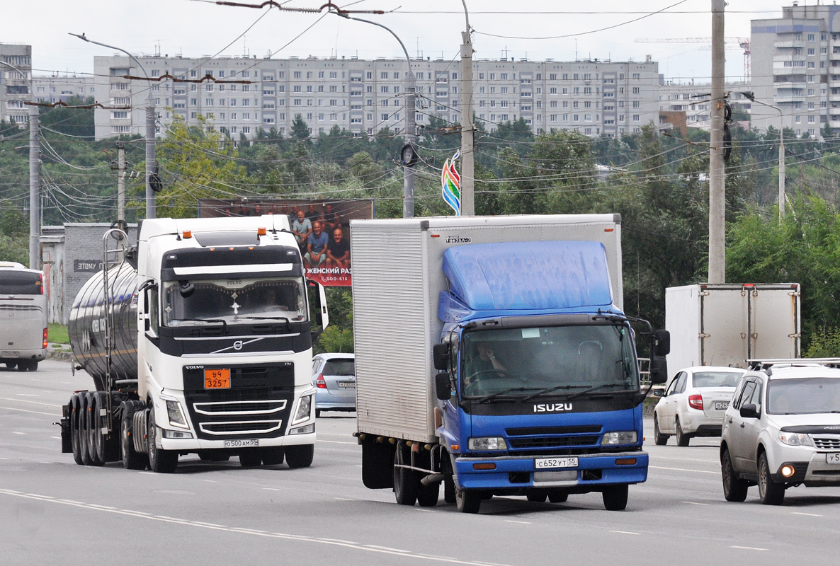 Омская область, № С 652 УТ 55 — Isuzu Forward (общая модель)