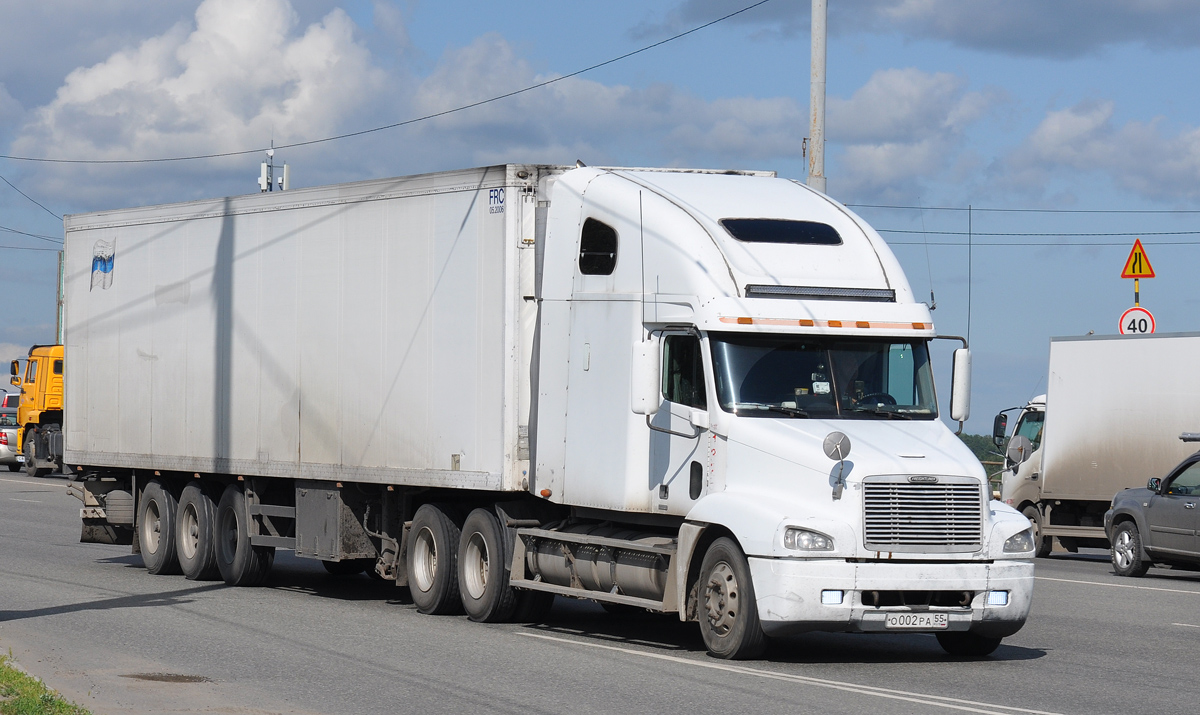 Омская область, № О 002 РА 55 — Freightliner Century Class