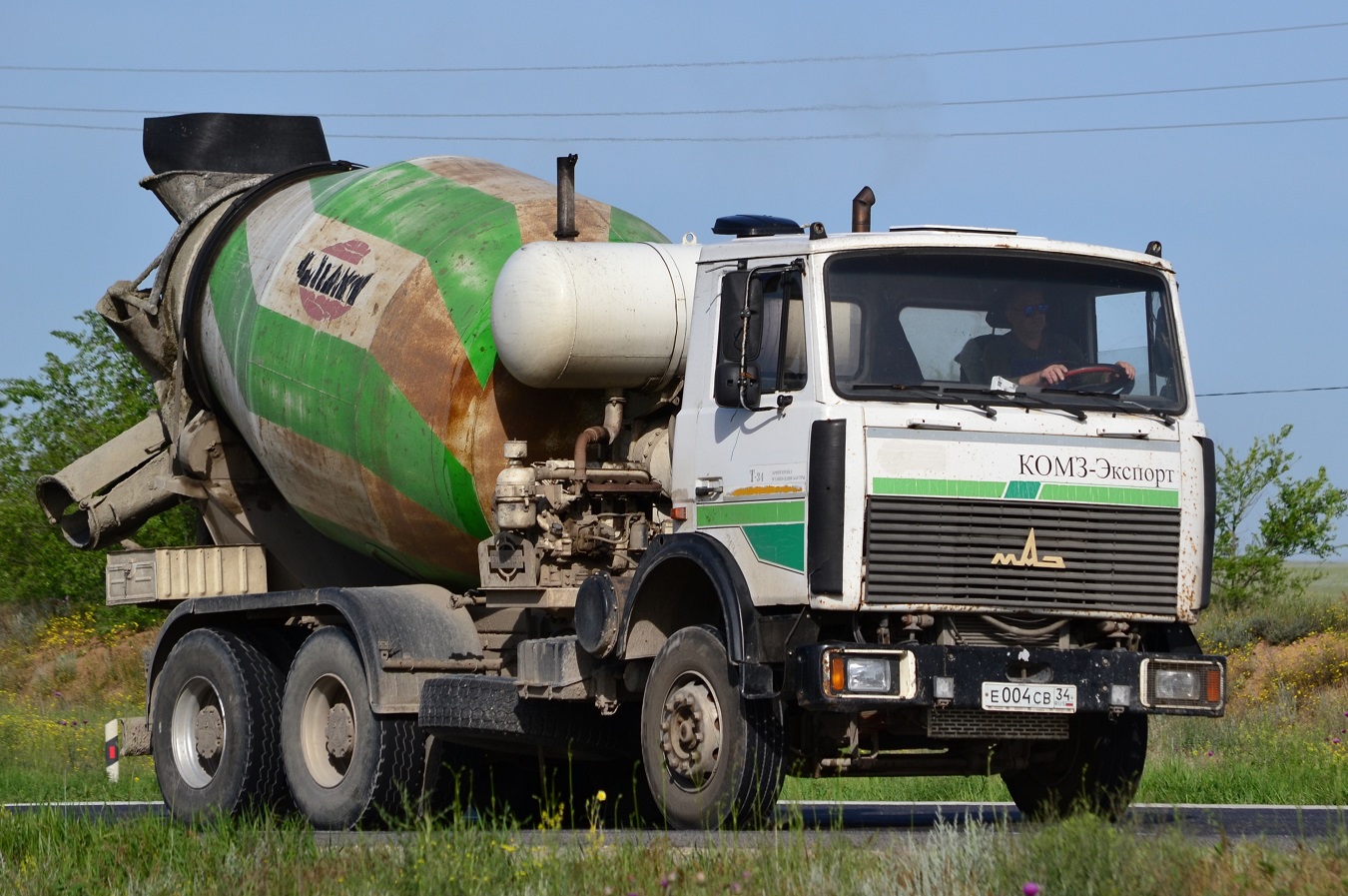 Волгоградская область, № Е 004 СВ 34 — МАЗ-630305