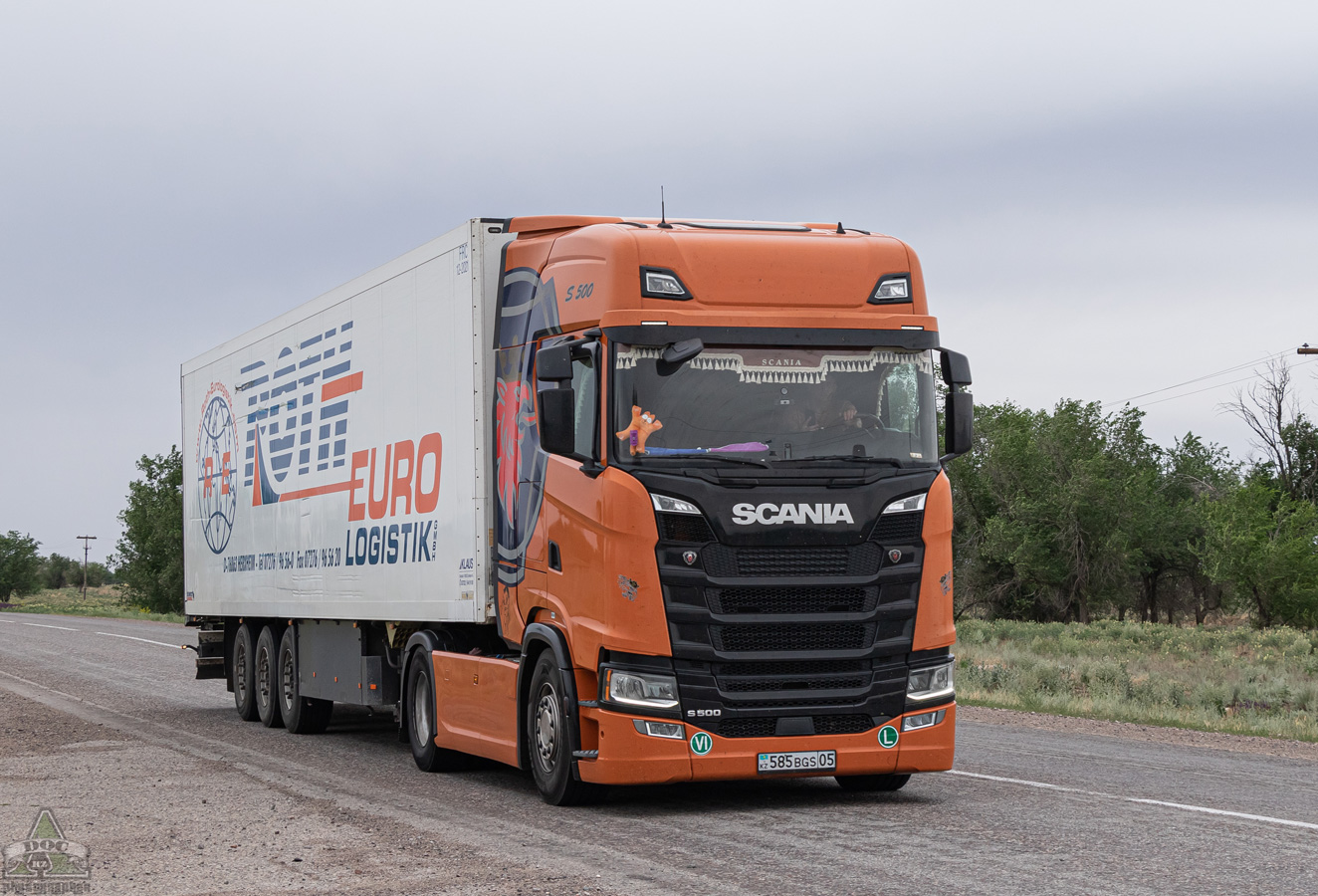 Алматинская область, № 585 BGS 05 — Scania ('2016) S500