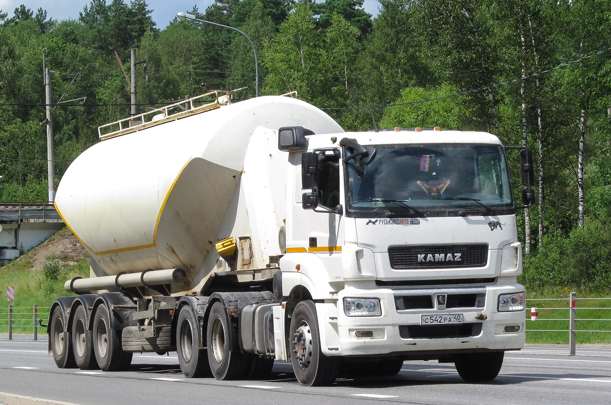 Калужская область, № С 542 РА 40 — КамАЗ-65206-T5(68)
