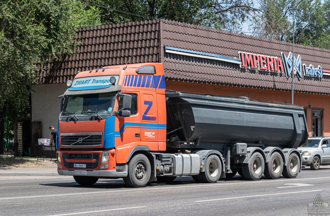 Алматы, № 60-BBK-7 — Volvo ('2008) FH.460