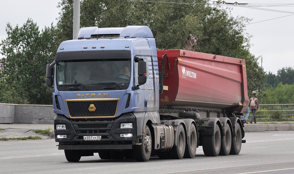 Омская область, № Х 057 УР 55 — Sitrak C7H ZZ4256 MAX