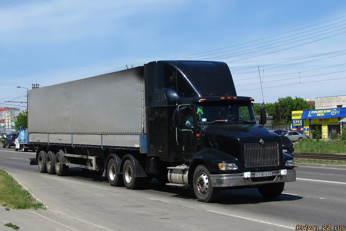 Кемеровская область, № Х 718 ТЕ 42 — International 9200
