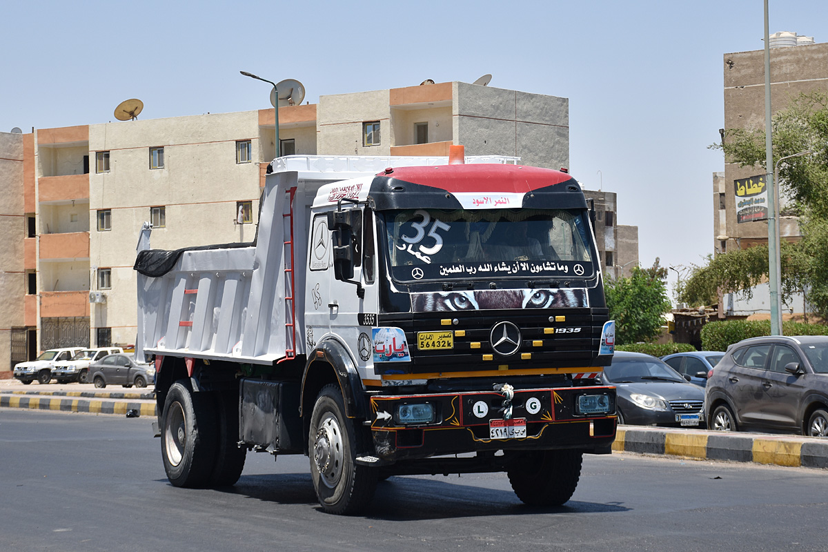 Египет, № 4219 YBC — Mercedes-Benz SK 3535