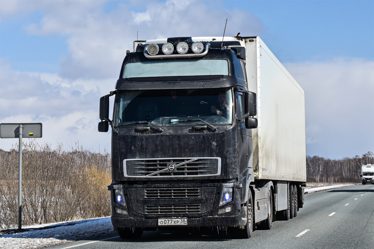 Иркутская область, № О 077 ХР 38 — Volvo ('2008) FH.460