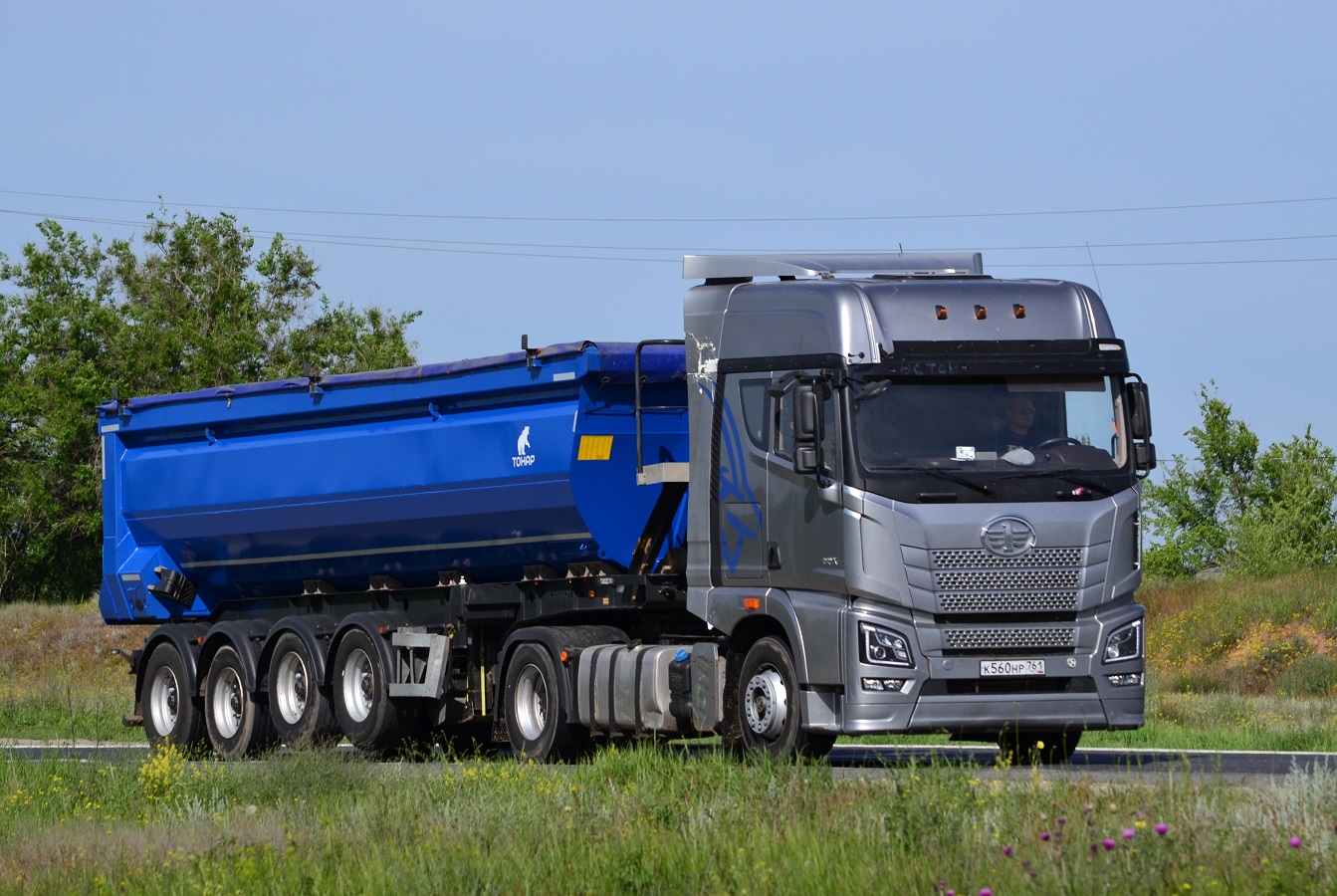 Ростовская область, № К 560 НР 761 — FAW JH6 (общая модель)