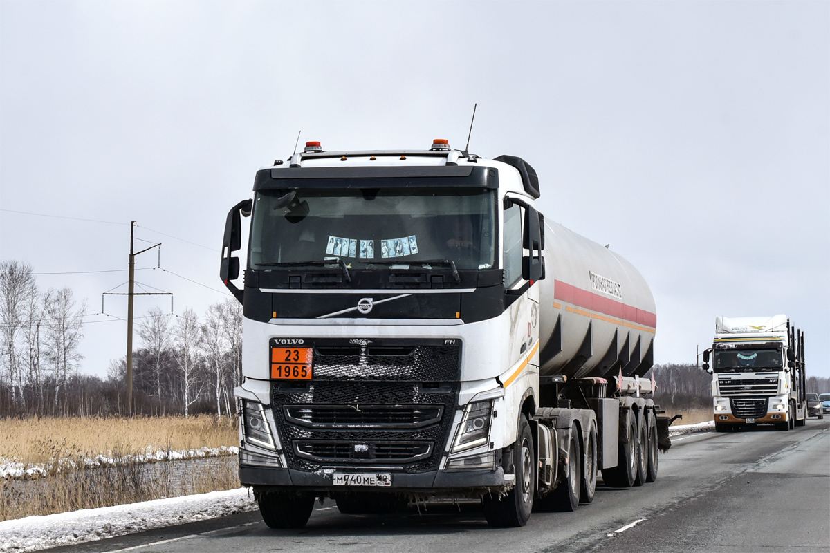 Хакасия, № М 740 МЕ 19 — Volvo ('2012) FH.460 [X9P]