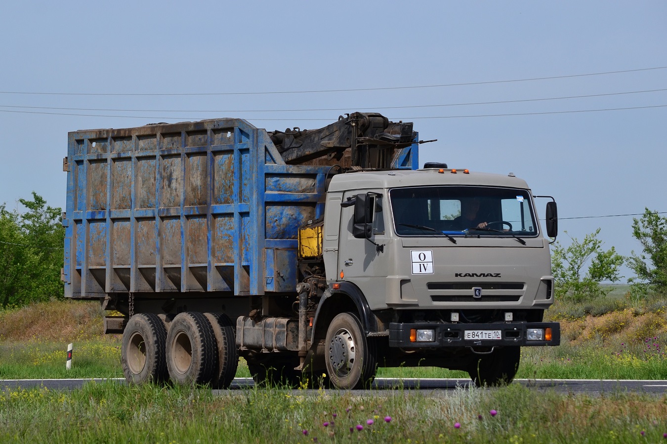 Волгоградская область, № Е 841 ТЕ 10 — КамАЗ-53228-13 [53228N]