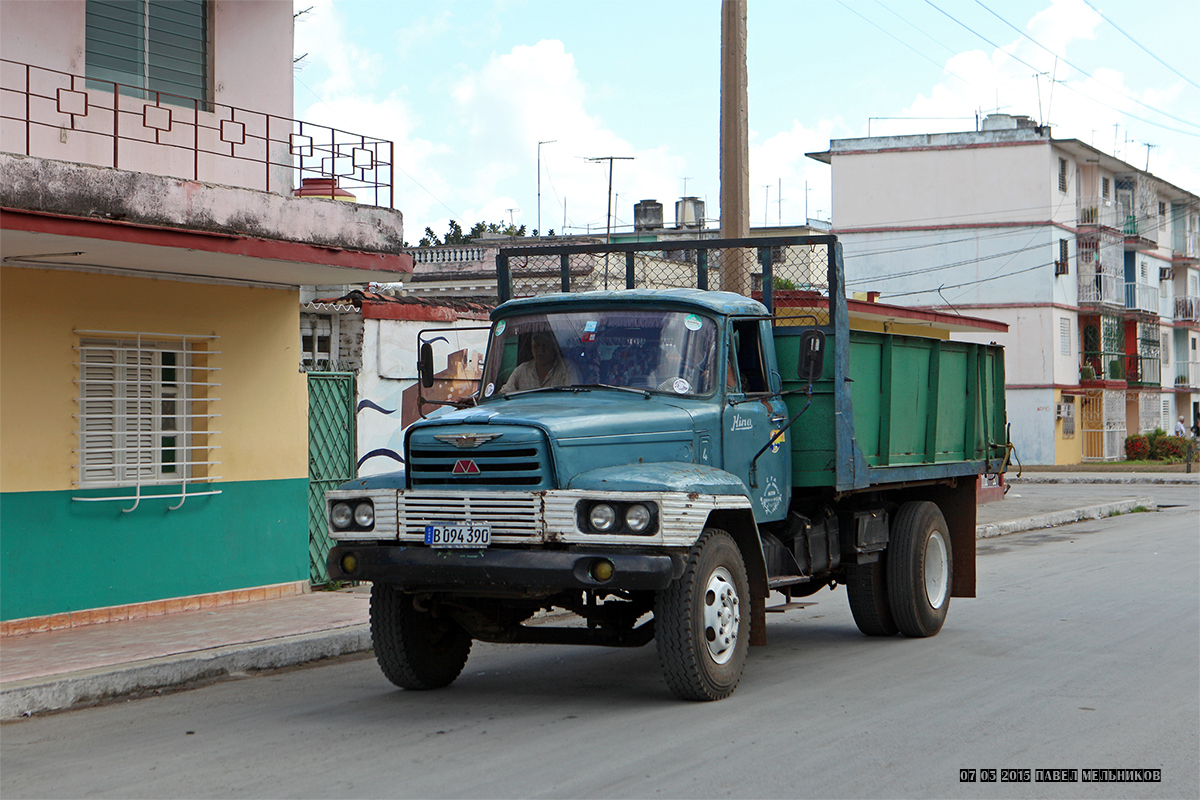 Куба, № B 094 390 — Hino (общая модель)