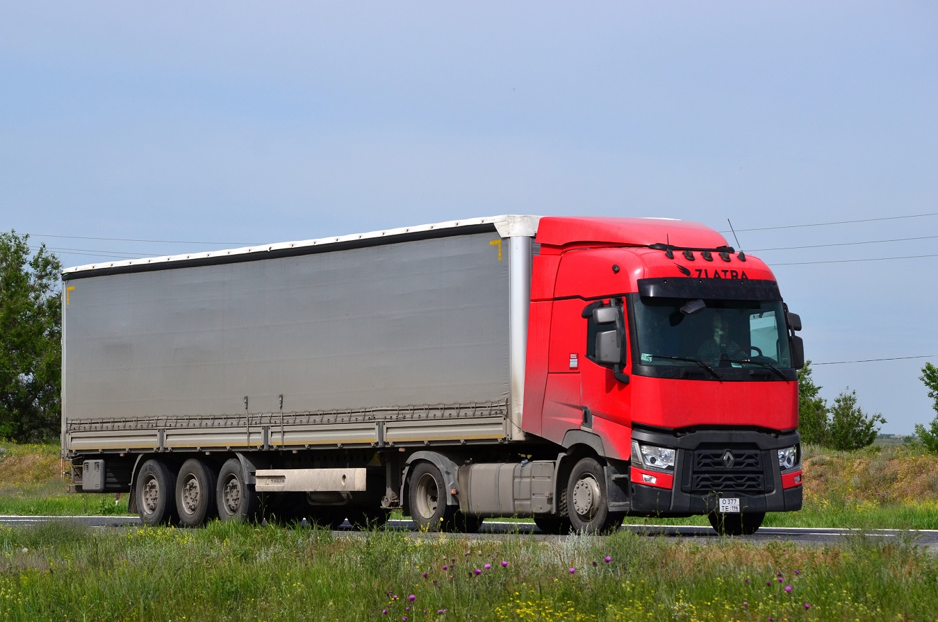 Свердловская область, № О 377 ТЕ 196 — Renault T-Series ('2013)