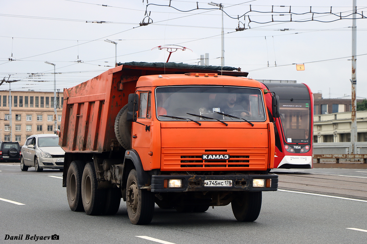 Санкт-Петербург, № А 745 НС 178 — КамАЗ-65115 (общая модель)
