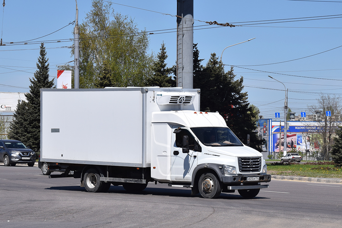 Волгоградская область, № М 825 ОМ 134 — ГАЗ-C41R33