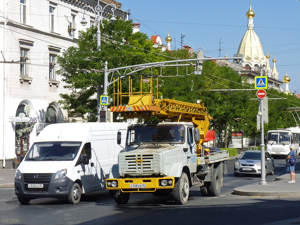 Севастополь, № А 148 НВ 92 — ЗИЛ-433362