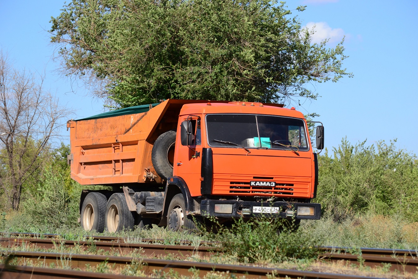 Волгоградская область, № Р 490 СВ 34 — КамАЗ-55111-02 [55111C]