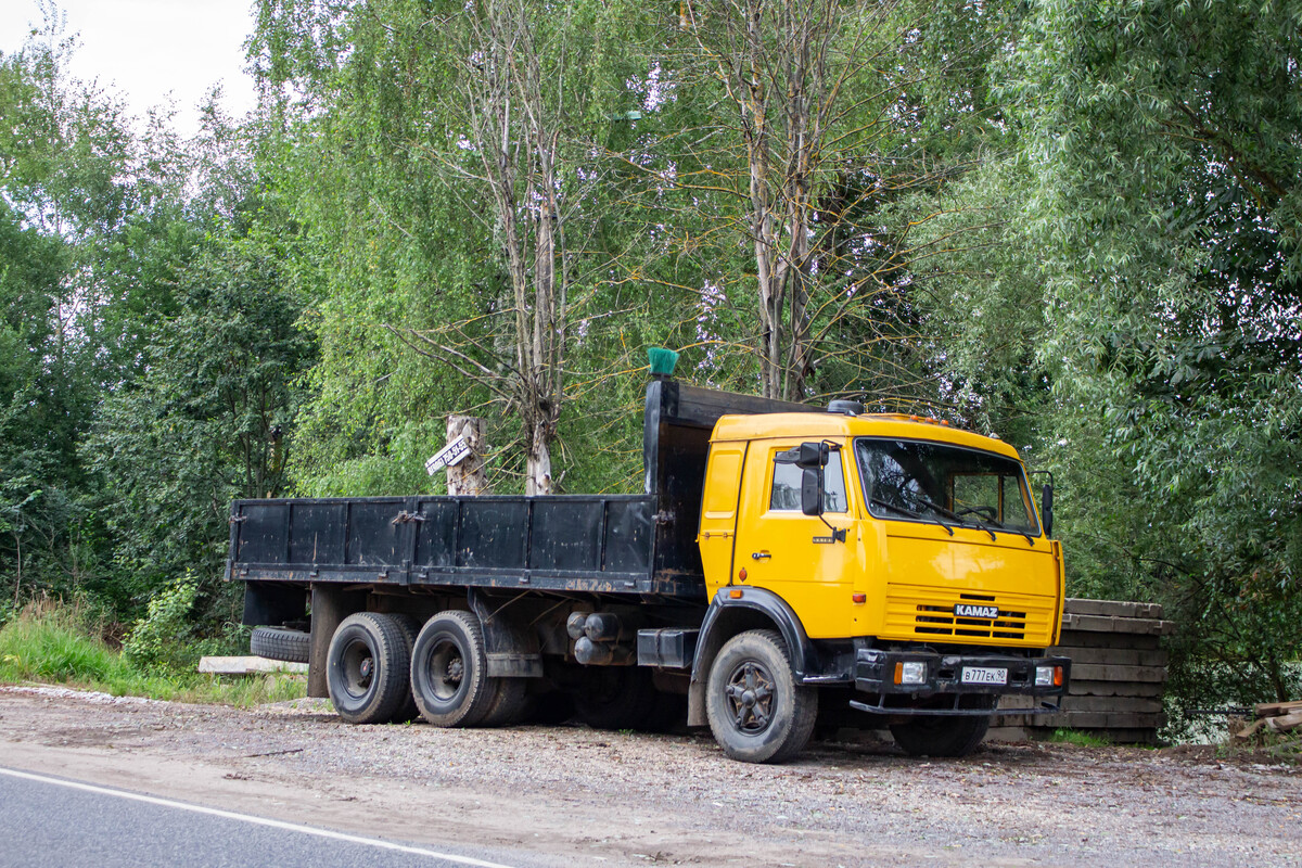 Московская область, № В 777 ЕК 90 — КамАЗ-53212