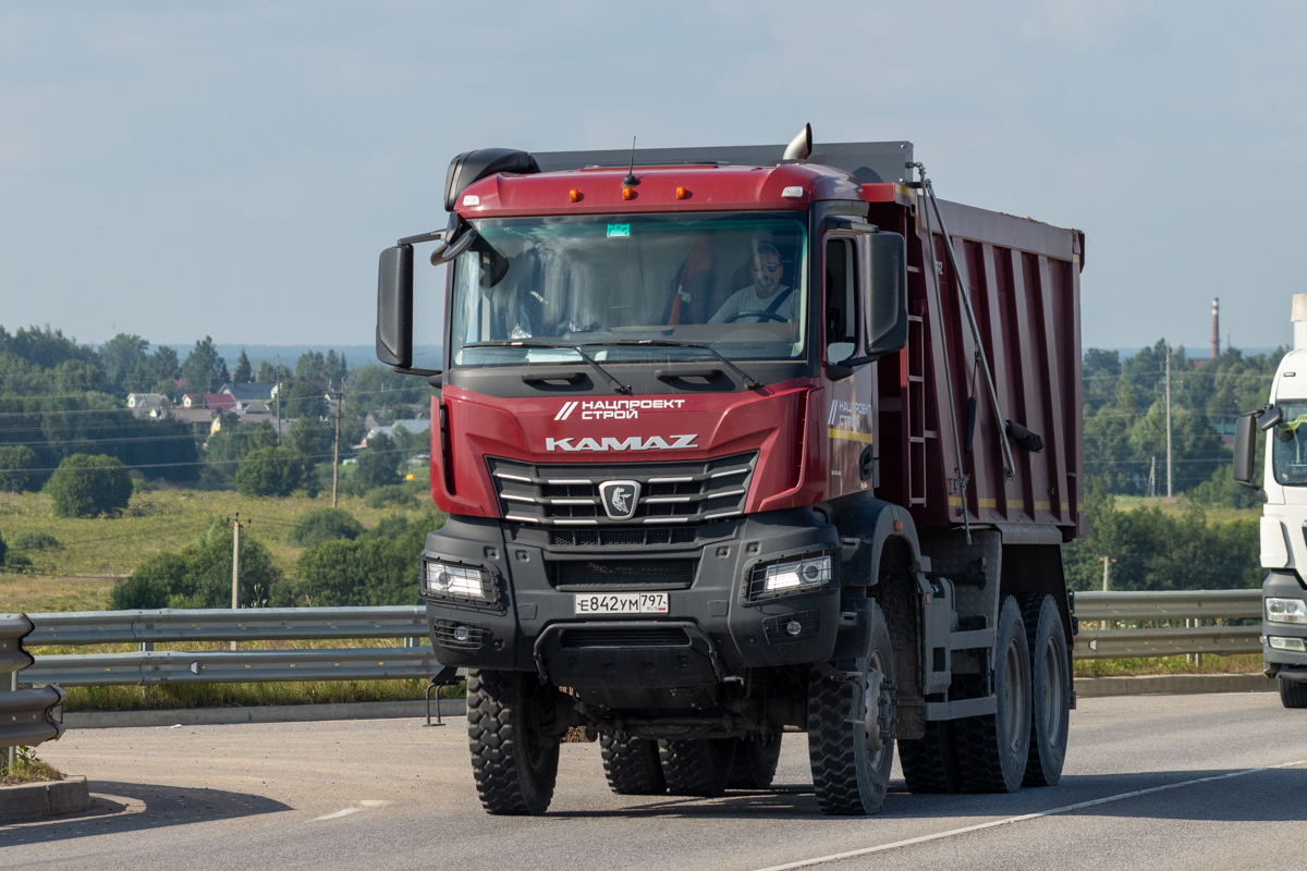 Москва, № Е 842 УМ 797 — КамАЗ-65952-СА
